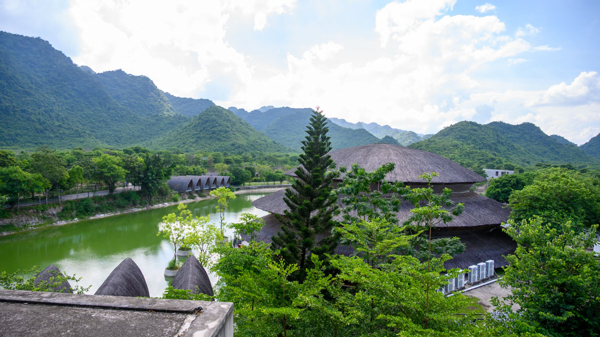 猶豫過的CP值之選!Wyndham Grand Vedana Ninh Binh Resort 評價、房型與隱形交通成本全解析 - 第1張圖 猶豫過的CP值之選!Wyndham Grand Vedana Ninh Binh Resort 評價、房型與隱形交通成本全解析